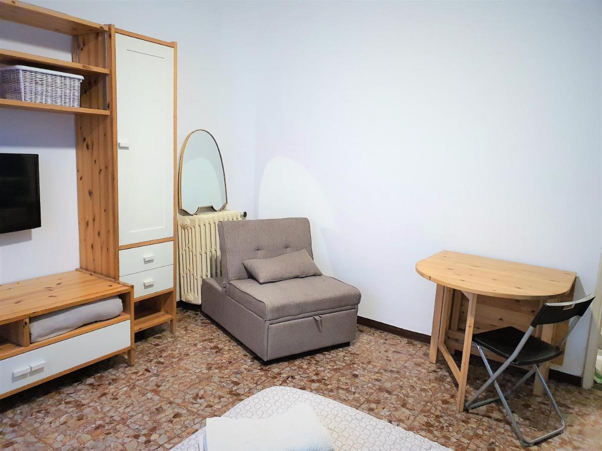 Studio Luna Apartments Милан Экстерьер фото